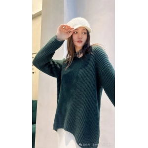 女士圆领中长款深绿色毛衣